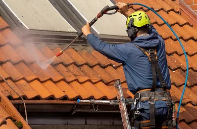 Démoussage et hydrofuge de toiture à Diebling